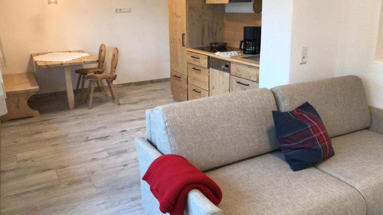Birklstueberl Restaurant Und Appartement Seefeld in Tirol Bagian luar foto