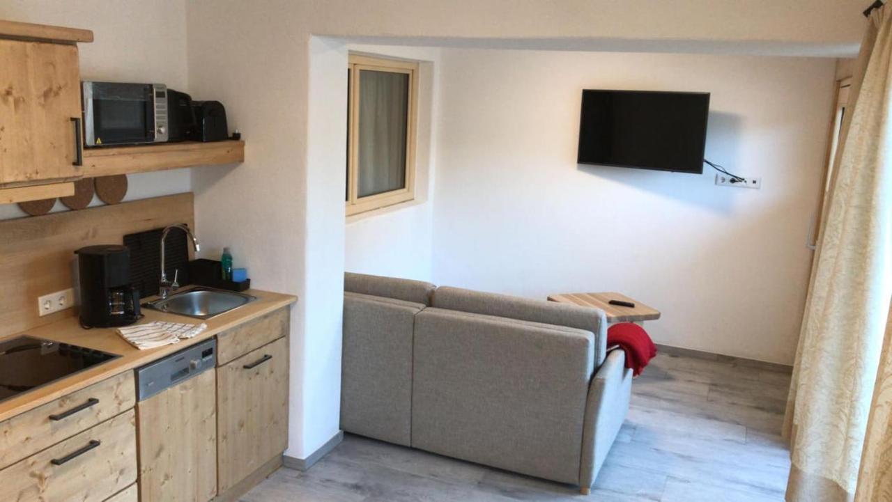Birklstueberl Restaurant Und Appartement Seefeld in Tirol Bagian luar foto