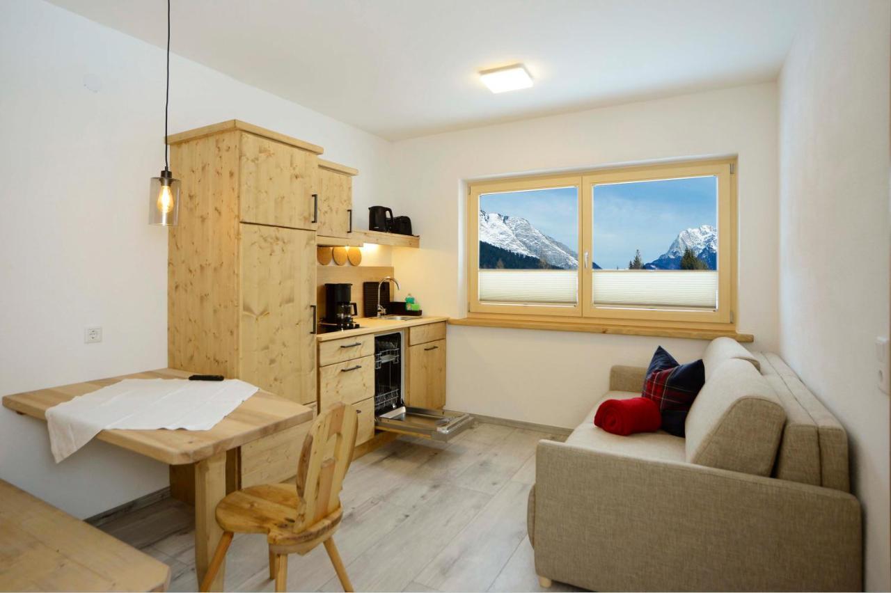 Birklstueberl Restaurant Und Appartement Seefeld in Tirol Bagian luar foto